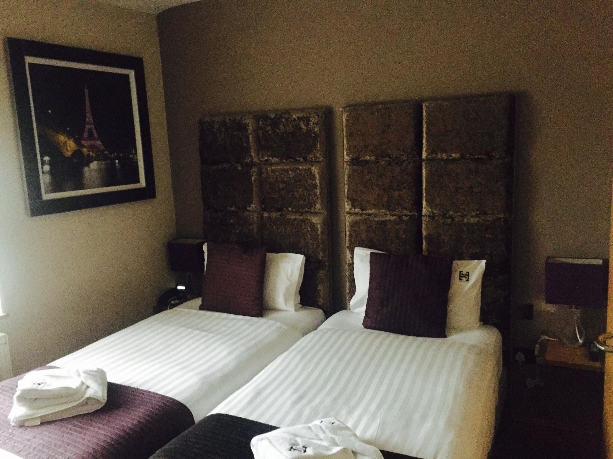 Homestay Hotel Heathrow Хаунслоу Экстерьер фото