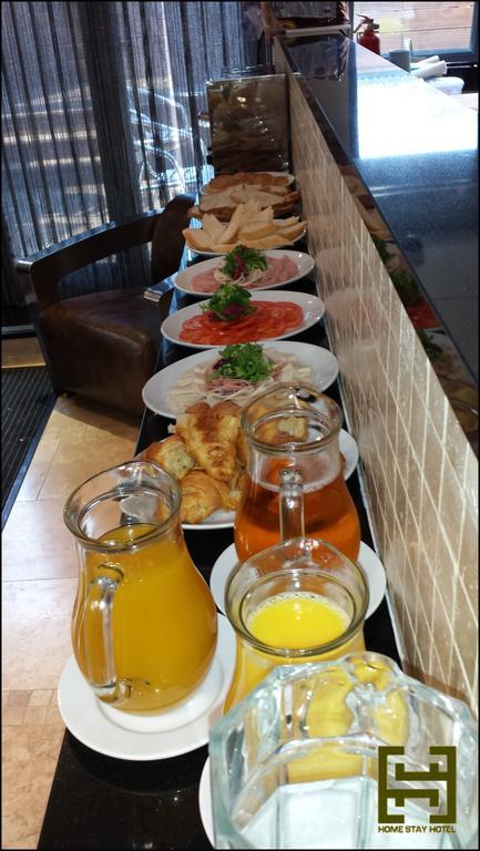 Homestay Hotel Heathrow Хаунслоу Экстерьер фото