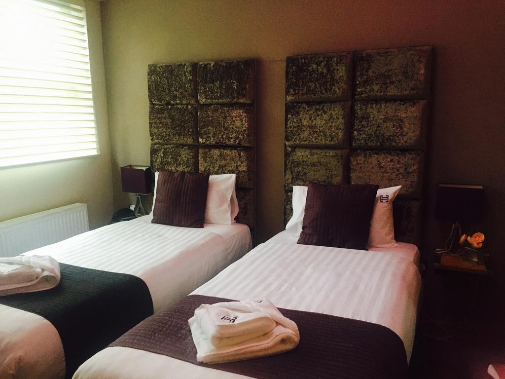 Homestay Hotel Heathrow Хаунслоу Экстерьер фото