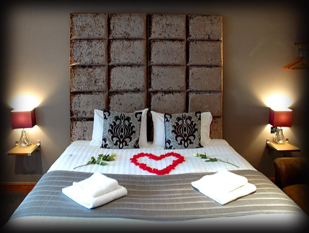 Homestay Hotel Heathrow Хаунслоу Экстерьер фото